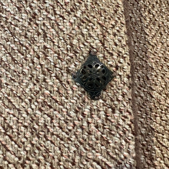 Elie Tahari Erdan Virgin Wool Reversible Jacket - Picture 7 of 16